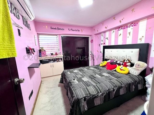 Imagen 16 de 18 de Venta De Cómodo Apartamento En Santa Paula / Gc 22-28500