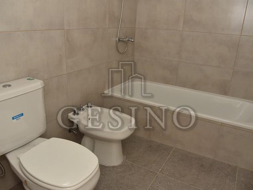 Imagen 19 de 22 de Departamento - La Plata