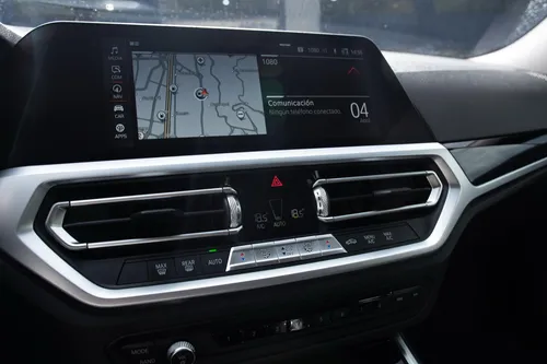 Bmw 330i 2.0t At 2020