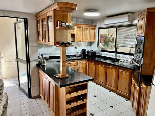 Remodelada Casa En Condominio Fuente De Piedra