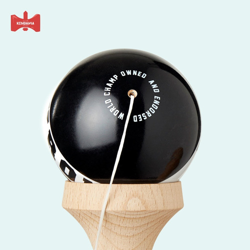 Kendama Krom Strogo B&w