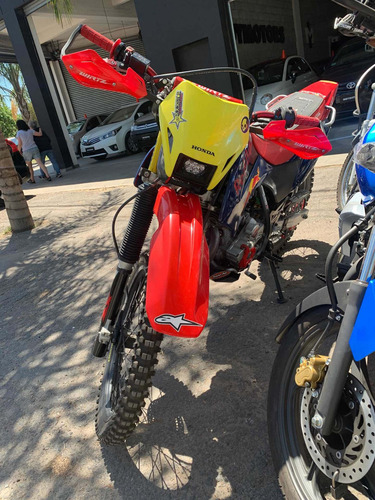 Imagen 1 de 7 de Honda Tornado 250 44504904