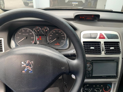 Peugeot 307 1.6 Presence Flex 5p