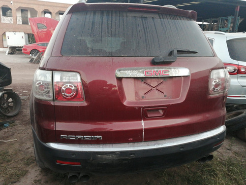 Imagen 6 de 9 de Gmc Acadia Por Partes