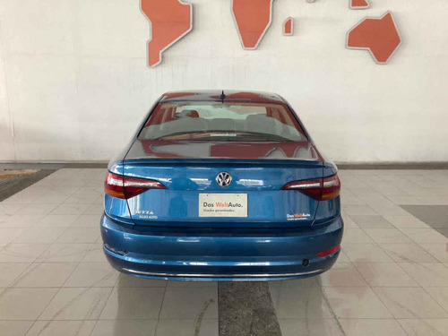 Imagen 6 de 7 de Volkswagen Jetta 2019 4p Trendline L4/1.4/t Man