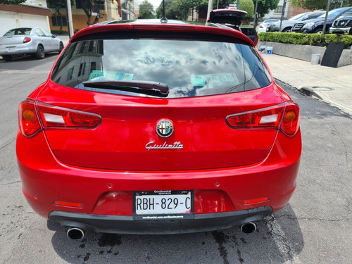 Imagen 5 de 14 de Alfa Romeo Giulietta Quadrifoglio 2015 $279500 Socio Anca