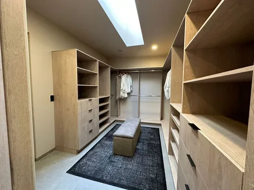 Se Vende Residencia En Altozano, Luxury.,3 Recamaras, 4.5 Baños, Jardín, Cto Ser