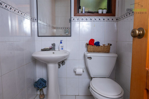 Casa En Venta De 6 Dorm. En Parrque Ivian I, Puerto Varas