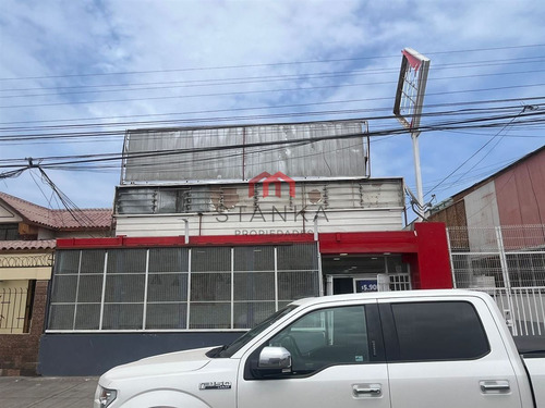 ¡excelente Oportunidad! Arriendo De Un Amplio Local Comerci