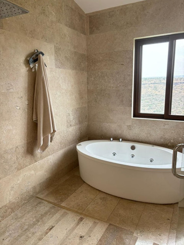 Casa En Venta Misión San Jerónimo Querétaro .2
