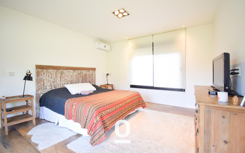 Imponente Casa En Barrio Privado (venta O Alquiler) En Una Planta, Única En Su Estilo!