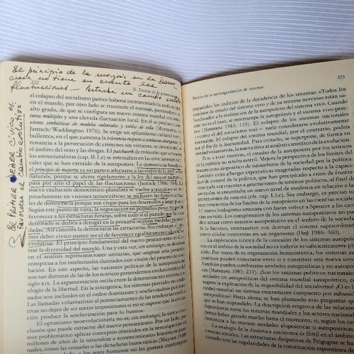 Imagen 9 de 10 de Teoría Política Del Siglo Xx Klaus Von Beyme Alianza