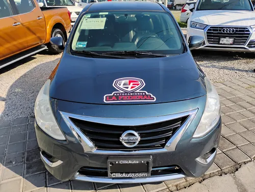 Nissan Versa 1.6 Exclusive Navi At