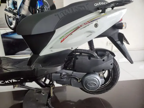 Kymco Agility Twist 125 2017