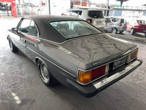 Chevrolet Opala Comodoro