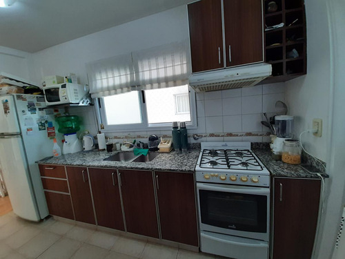 Excelente Departamento 3 Ambientes Con Cochera En Morón Sur