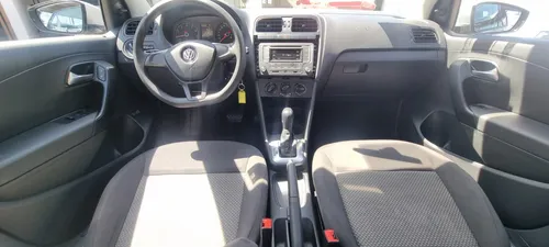Volkswagen Vento 1.6 Starline At