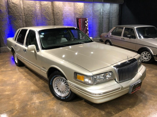 Imagen 4 de 15 de Ford Lincoln Town 1997