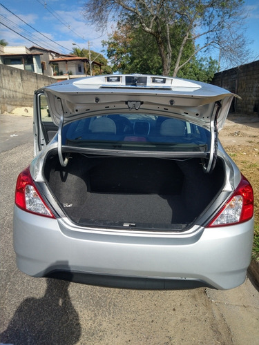 Imagem 3 de 4 de Nissan Versa 2019 1.0 12v Conforto 4p