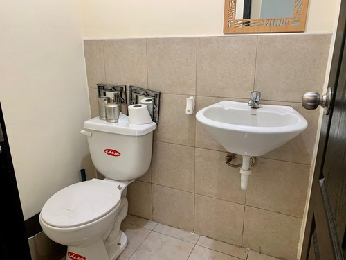 Imagen 6 de 11 de Se Vende Casa Urbanización Villa Bonita