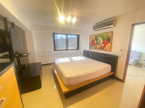 Apartamento En Alquiler En La Alameda 25-16715 K.f