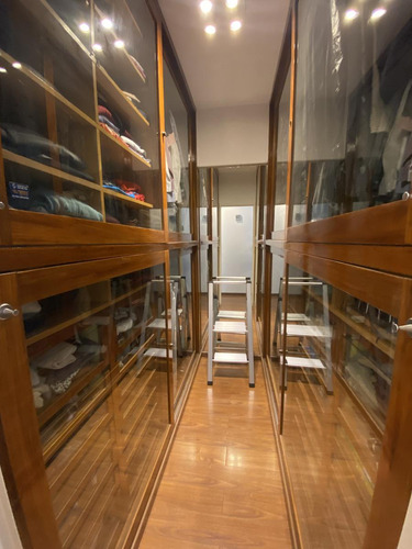 Venta Departamento De 4 Ambientes Con Dependencia En Palermo, Las Cañitas