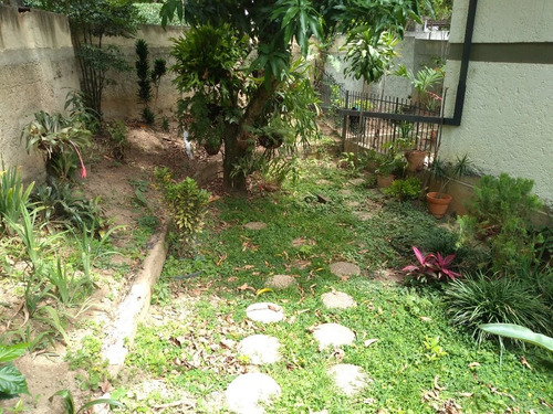 Imagen 6 de 14 de Alquilo Apartamento 100m2 2h/1.5b/1pe Colinas De Bello Monte