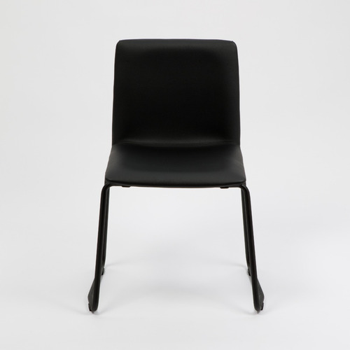 Imagen 4 de 8 de Silla De Comedor Tapizada Diseño Quina Base Negra Rossi