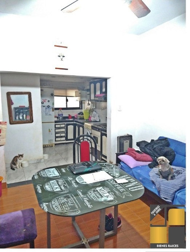 Imagen 5 de 14 de Departamento Tipo Casa En Venta En Lanus Oeste