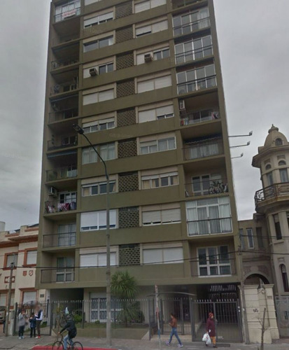 Apto. 1 Dorm. Sobre Av. 8 De Octubre Esq. Garibaldi La Blanqueada $26000