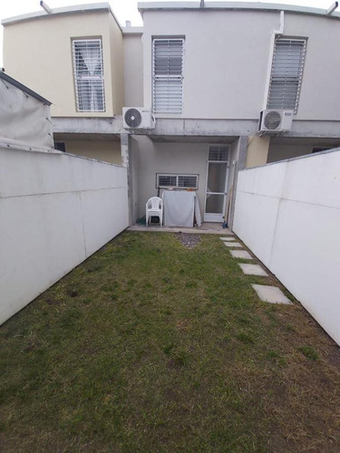 Duplex 3 Ambientes - Castelar Norte