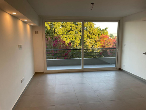 Imagen 4 de 19 de Departamento - Castelar Sur