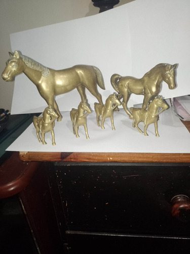 Lote 6 Figuras De Caballos En Bronce Macizo,pesan K 3,450