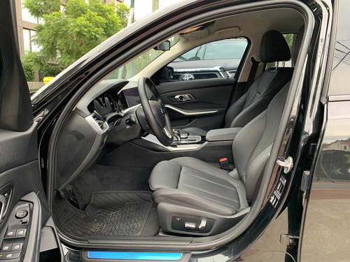 Imagen 7 de 9 de Bmw Serie 3 2.0 320i Sedan Executive