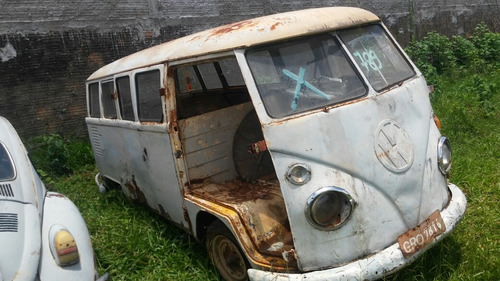 Vw Kombi Antiga Corujinha Bus Antiga Baixada No Detran