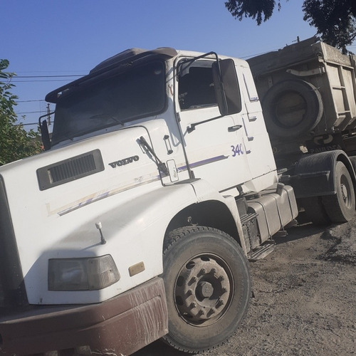 Imagem 5 de 7 de Volvo 340