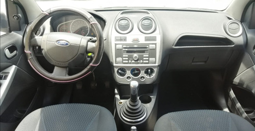 Imagen 10 de 15 de Ford Fiesta Ikon Trend Hb Tm
