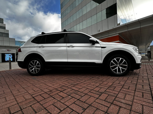 Volkswagen Tiguan 1.4 250 TSI TOTAL FLEX ALLSPACE COMFORTLINE TIPTRONIC
