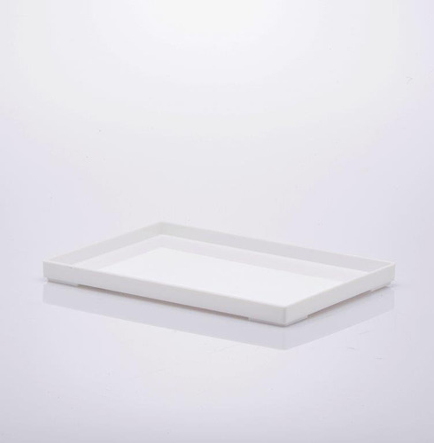 Imagem 1 de 1 de Bandeja Acrílica Paramount 25x17x2cm Branca