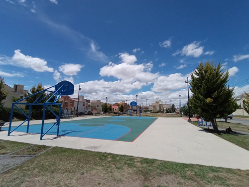 Imagen 21 de 22 de Casa En Real Toledo, Pachuca Hidalgo. 2 Plantas. En Privada, Vigilancia Las 24 Horas.