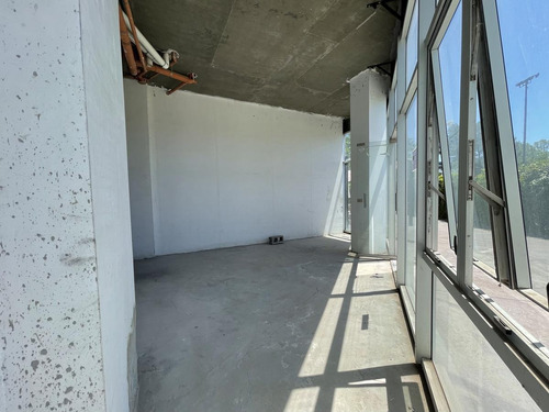Imagen 10 de 20 de Local-venta/alquiler- Office Park Pilar
