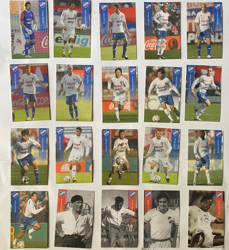 40 Tarjetas Club Nacional De Football 21 A 60, 2010 2011 T07