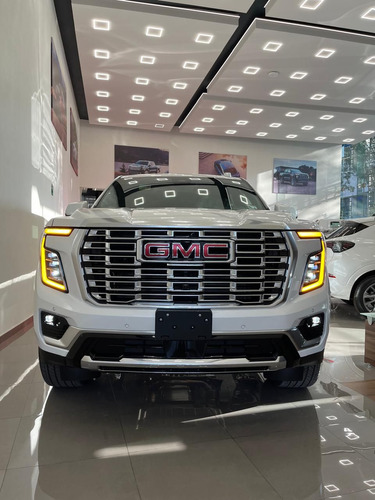 GMC Yukon 6.2 Suv Denali At