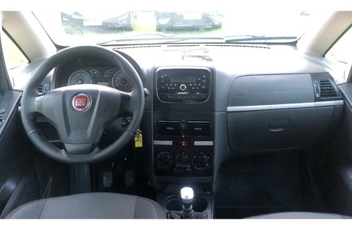 Imagem 9 de 9 de Fiat Idea Attractive 1.4 Fire Flex 8v 5p