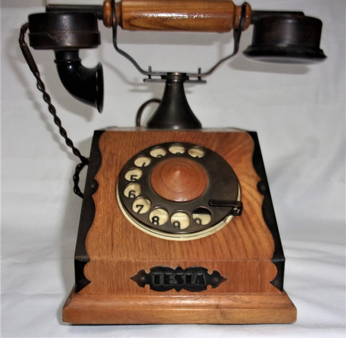 Tesla Telefono Antiguo