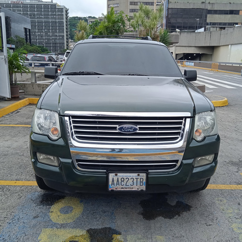 Ford Explorer 2.4