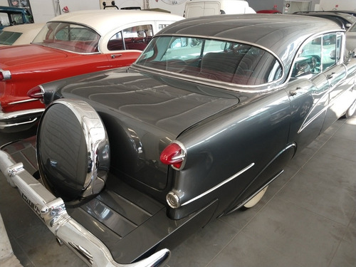 Imagem 5 de 13 de Oldsmobile Holiday Holiday