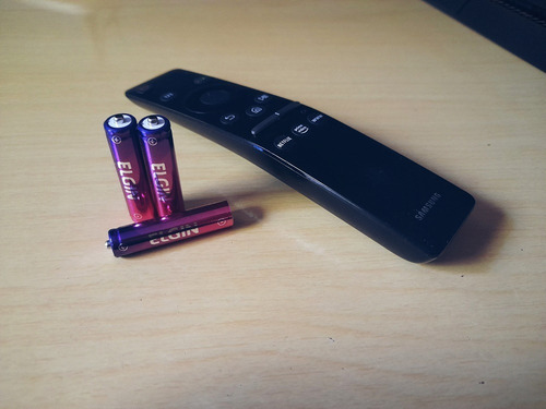 Imagem 4 de 6 de Pilha Recarregável Palito Aaa 4 Unidades 1000mah Elgin