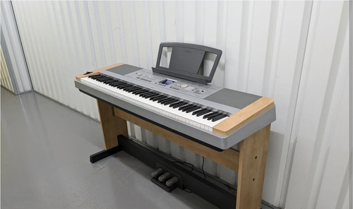 Piano Digital Yamaha Dgx-640w