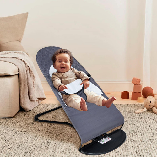 Asiento Portátil Para Bebés 0 A 18 Meses Color Gris